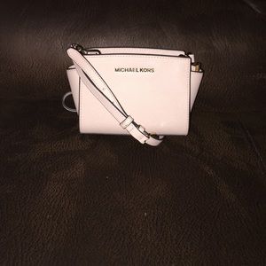 Michael Kors light pink Selma cross body