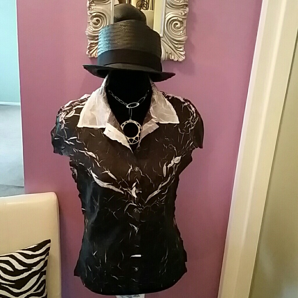 Top, Black with White