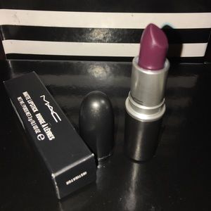 Mac cosmetics matte Instigator lipstick