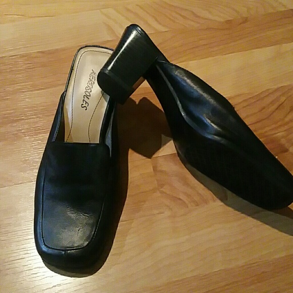 Comfortable Black Leather slips on shoes size 6