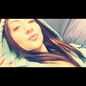 Meet your Posher, Shiann