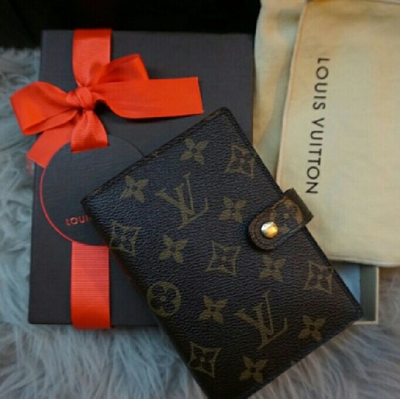 ☄SOLD☄ Louis Vuitton Monogram Small Ring Agenda PM