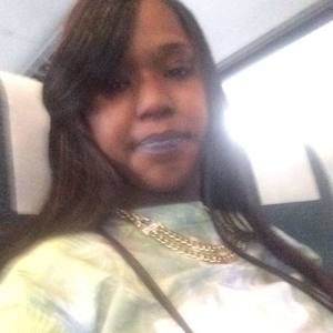 Meet your Posher, Ebony