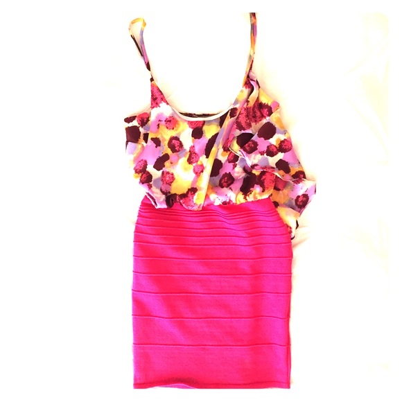 Wow Couture bodycon dress 🍒🍇🍎