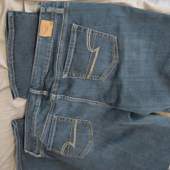 AE Favorite Boyfriend Jeans super stretch