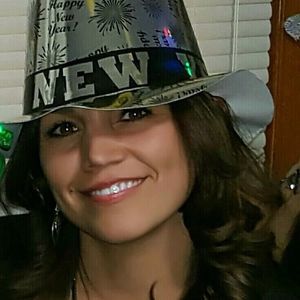 Meet your Posher, Paola