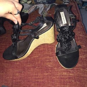 Steve Madden ruffle wedges