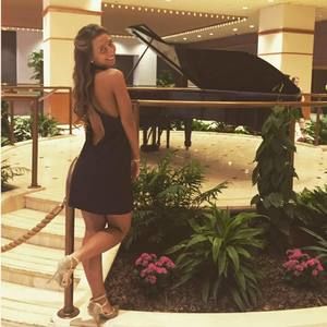 Meet your Posher, Francesca