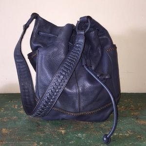 Navy blue banana republic bucket bag