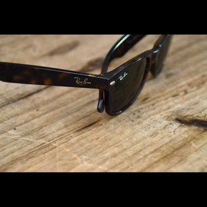 Ray Ban Wayfarer Sunglasses