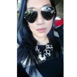 Meet your Posher, Rocio