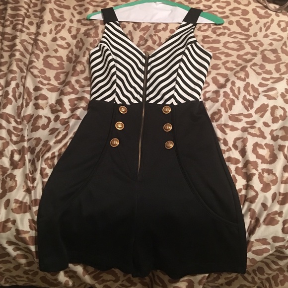 Windsor romper