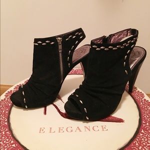 Reduced 🤑Bcbgeneration Studded Sandal- Black Sze7