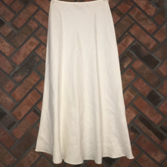 Karen Kane Off-White Maxi Skirt