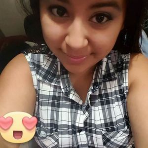 Meet your Posher, Sheyla