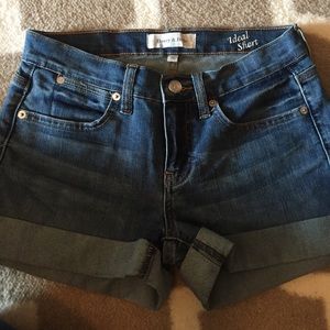 Henry & Belle Ideal denim short size 26