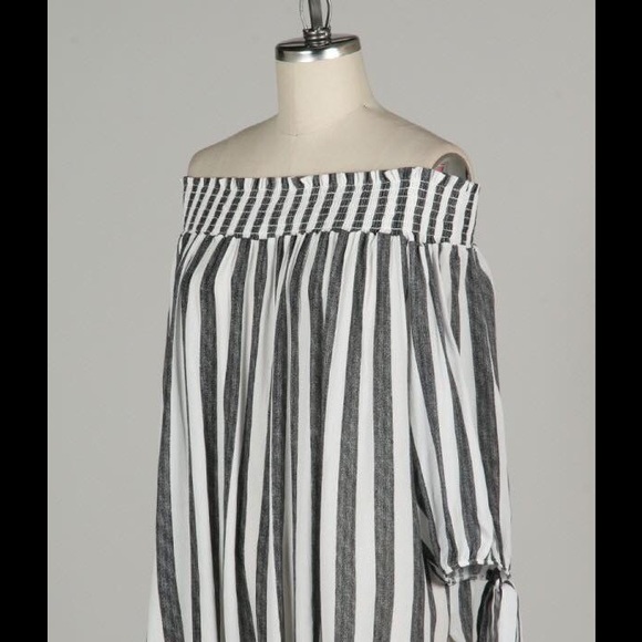 Plus Size Off the Shoulder - Picture 2 of 2