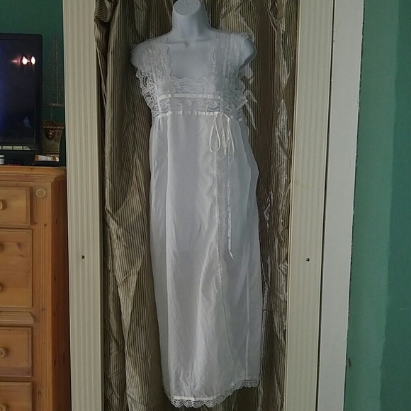 Yves Saint Laurent lingerie