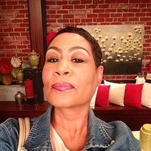 Meet your Posher, Dee