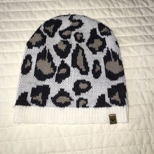 Roxy winter beanie