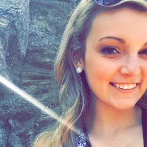 Meet your Posher, Bailey