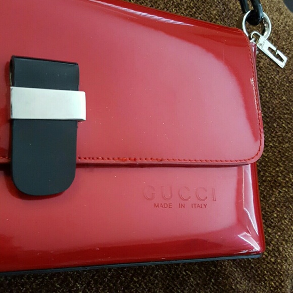 Gucci Italy Patent Shoulder Bag
