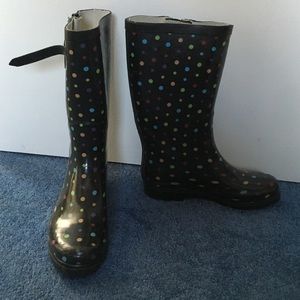 Rain boots