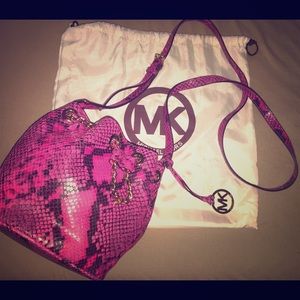 MICHAEL KORS Frankie Chain Crossbody