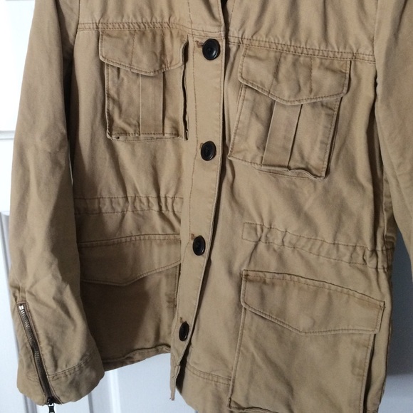 Gap Jacket - Picture 4 of 4