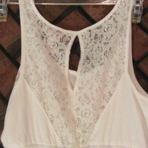 Adorable Tribal Print Dress with Lace Back - Picture 4 of 4