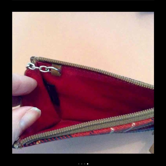 ❌SOLD❌COACH WRISTLET AND WALLET - Picture 4 of 4