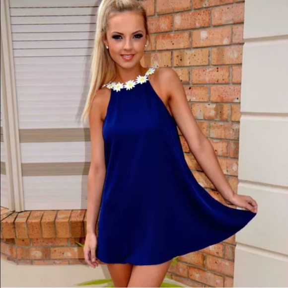 Summer dress - Picture 2 of 4