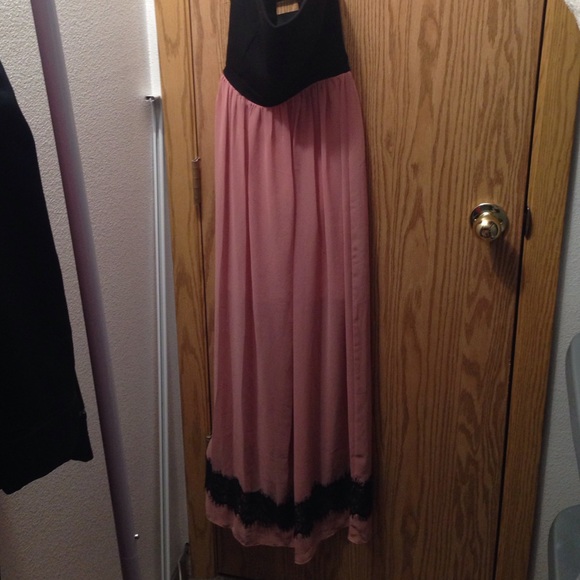 DRESS - Picture 2 of 4