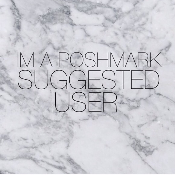 POSHMARK SUGGESTED USER - Picture 1 of 2