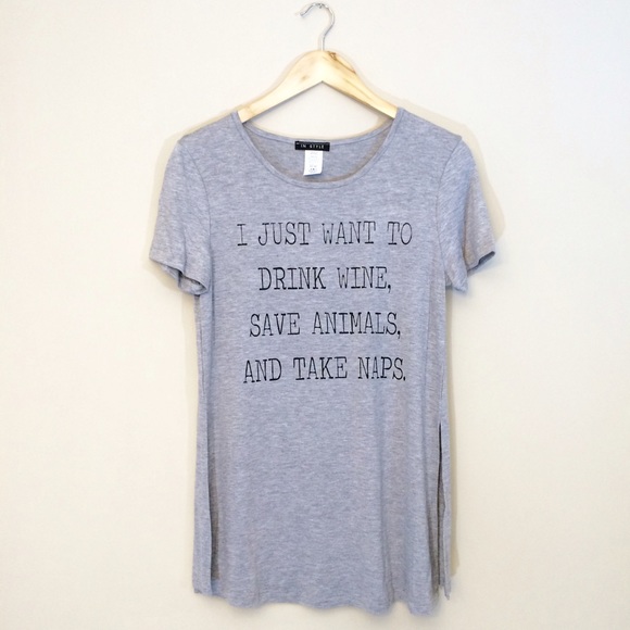Drink Wine, Save Animals Side Split Graphic Tee - Picture 4 of 4