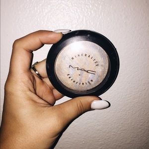 MAC HIGHLIGHT (lightscapade)