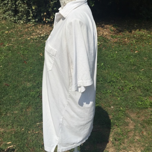 White golf tee - Picture 2 of 4