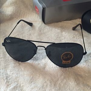 NEW Ray Ban All Black Aviator RB3025