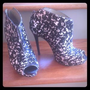 Spotted platform peep toe booties, size 9