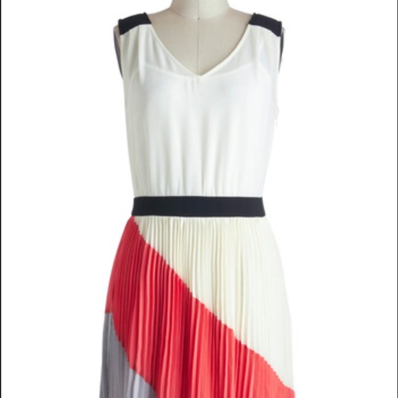 All Accordion to Plan Modcloth Dress