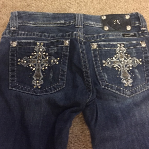 Jeans - Picture 2 of 4