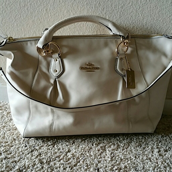 Pre-loved authentic leather Coach bag