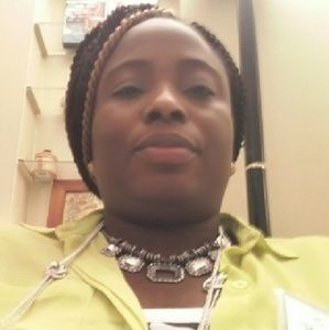 Meet your Posher, Simone