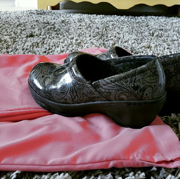 Nurse Mates Pillow Top Clog