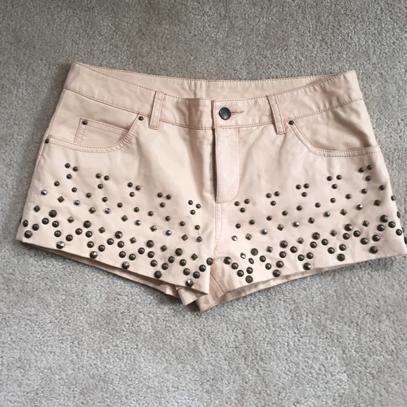 Free People peach shorts