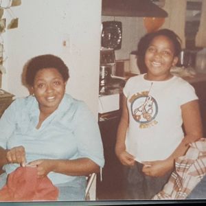 Meet your Posher, Niki