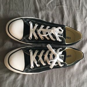 Black converse