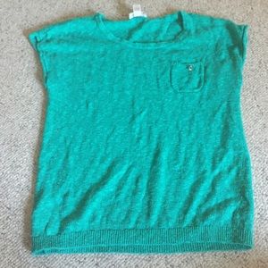 Short sleeve sweater