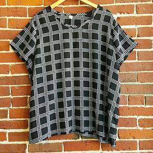 Old Navy blouse size XXL 2x