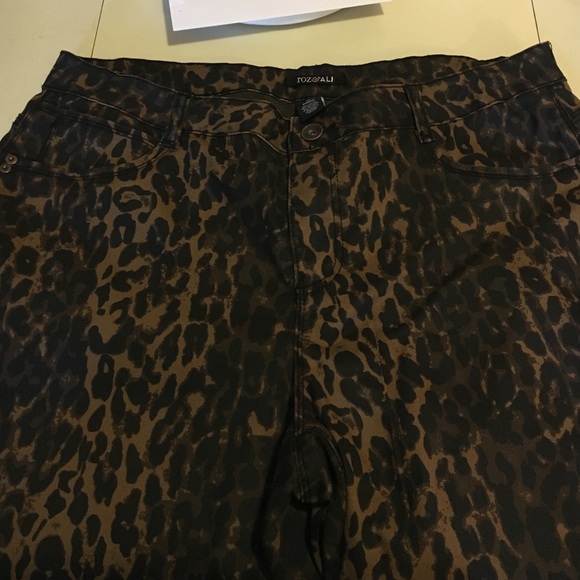 Brand new cheetah skinny jeans